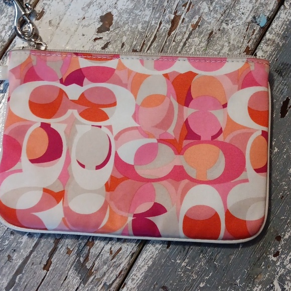Coach Pink Orange White Logo Embossed Zip Wallet/Wristlet Vintage - Picture 7 of 11